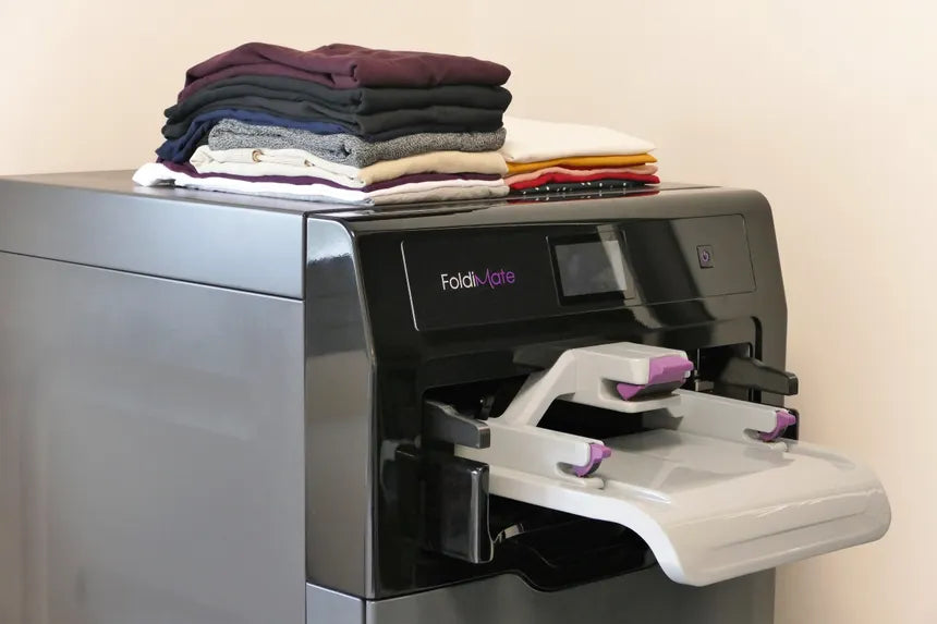 FOLDIMATE : La machine qui repasse et plie vos vêtements